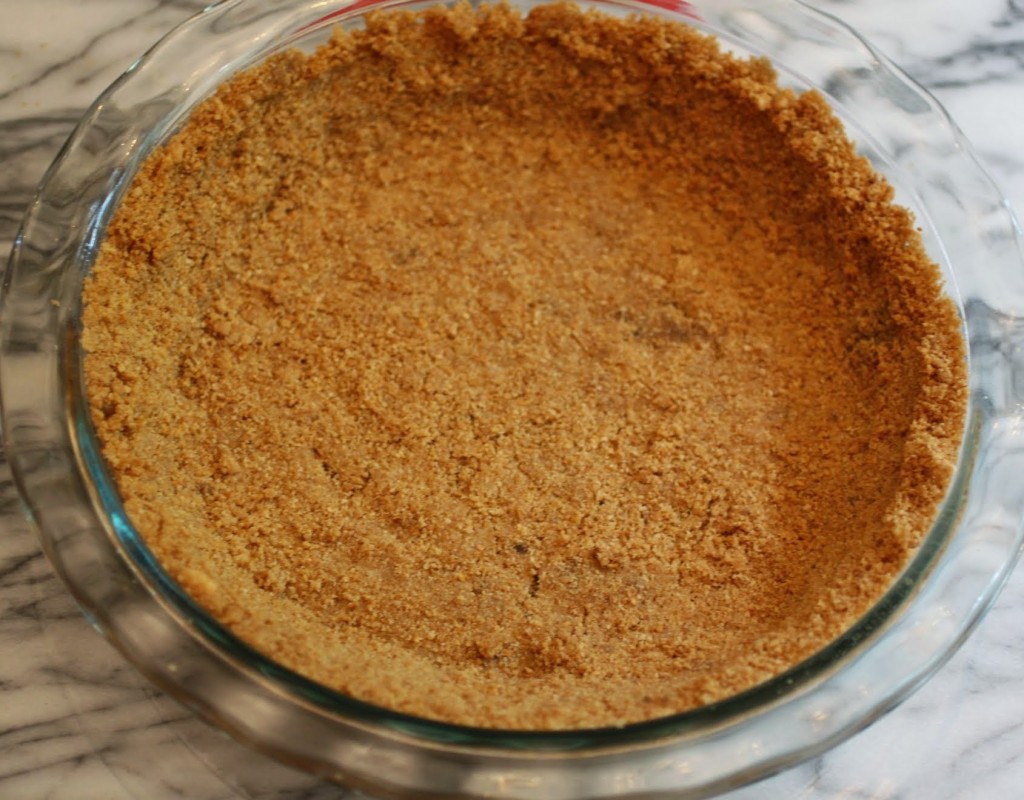Tricked-Out Graham Cracker Crust Tutorial