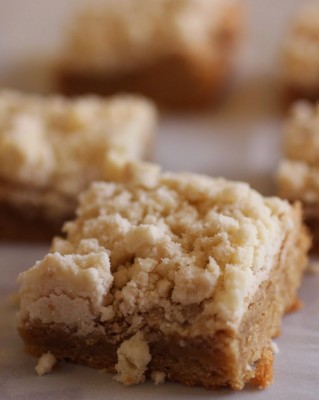 Peanut Butter Crumb Bars