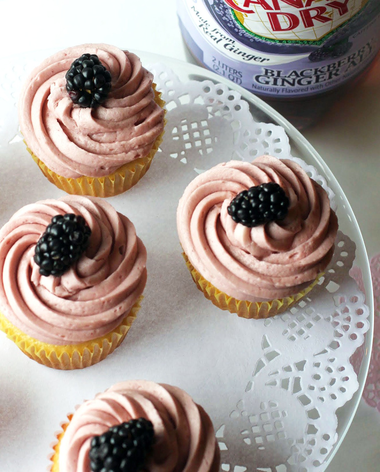 Blackberry Ginger Cupcakes