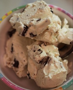 Answer? Cheesecake ice cream with BIGGER brownie chunks and chocolate ...